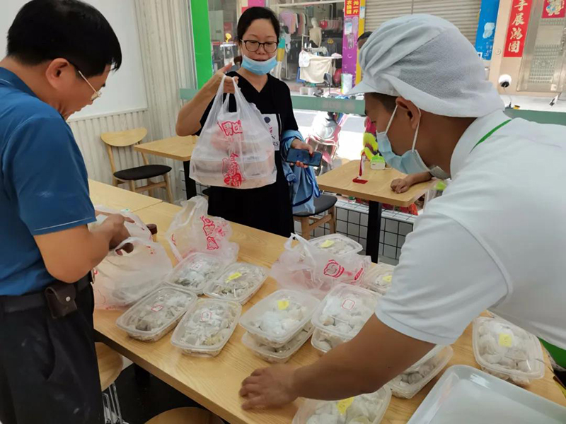 胃口福餃子云吞東方市場店開業，數百市民排隊嘗鮮